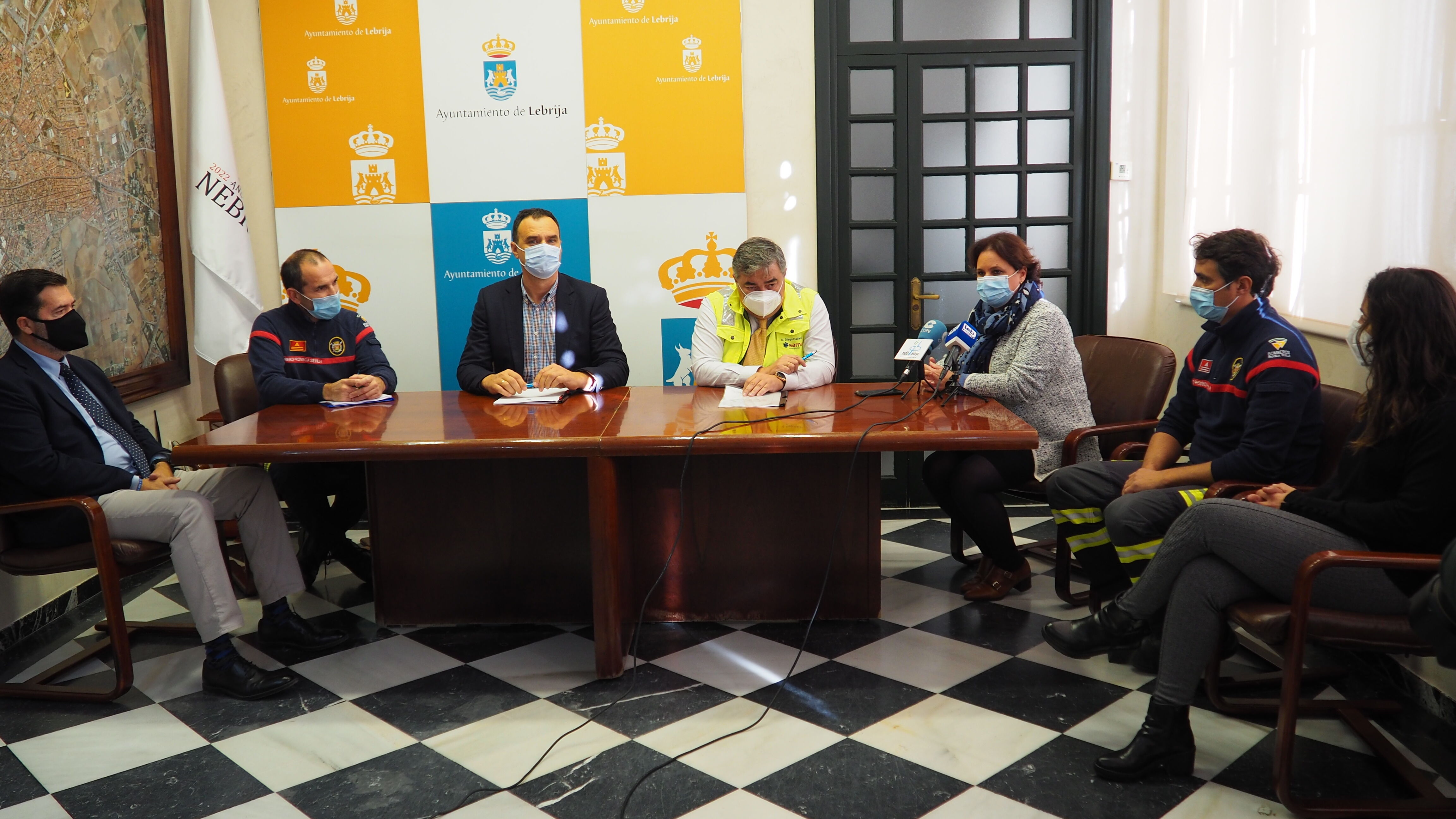 El Ayuntamiento firma un convenio pionero con la Escuela de Emergencias y Formación Profesional Grupo Samu (2)