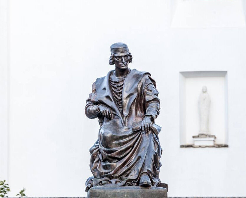 Estatua Elio Antonio  (1)