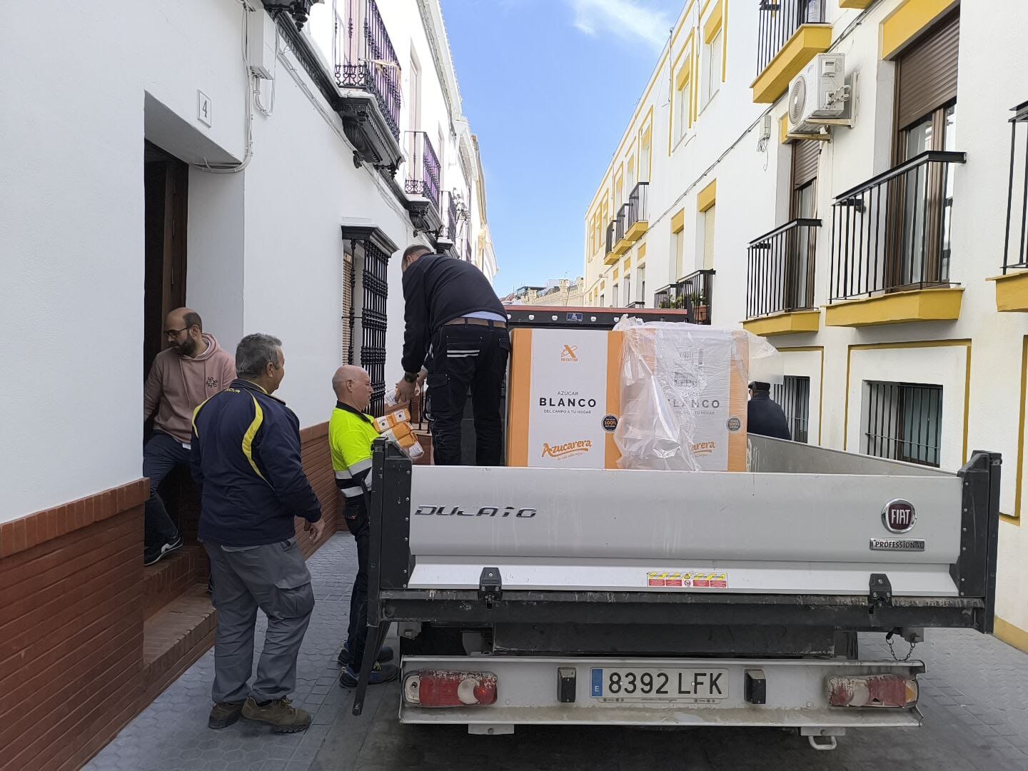 60b30746-238e-4415-8fcc-8186f68310c2