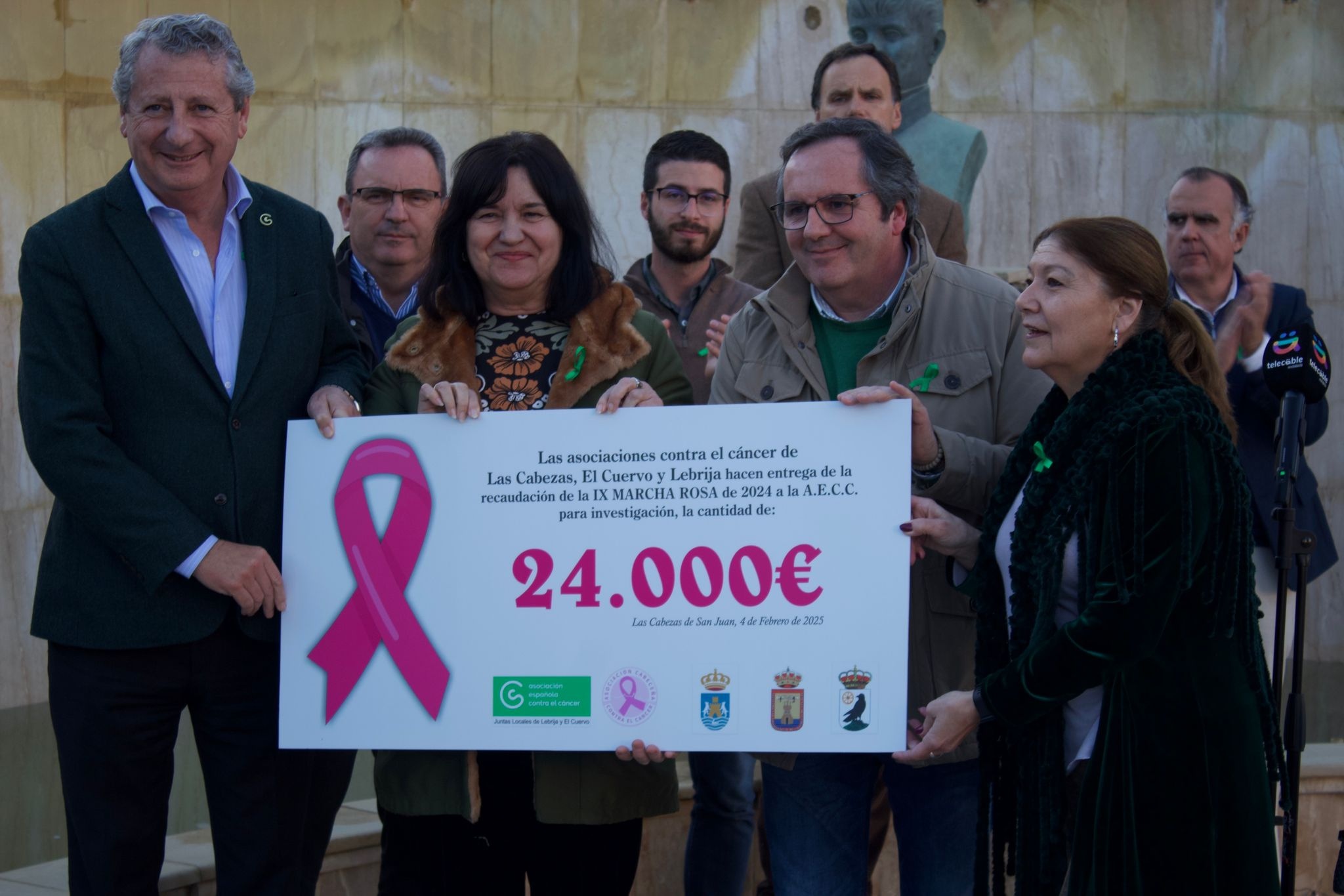 Acto público presentación recaudación Marcha Rosa 24 (3)