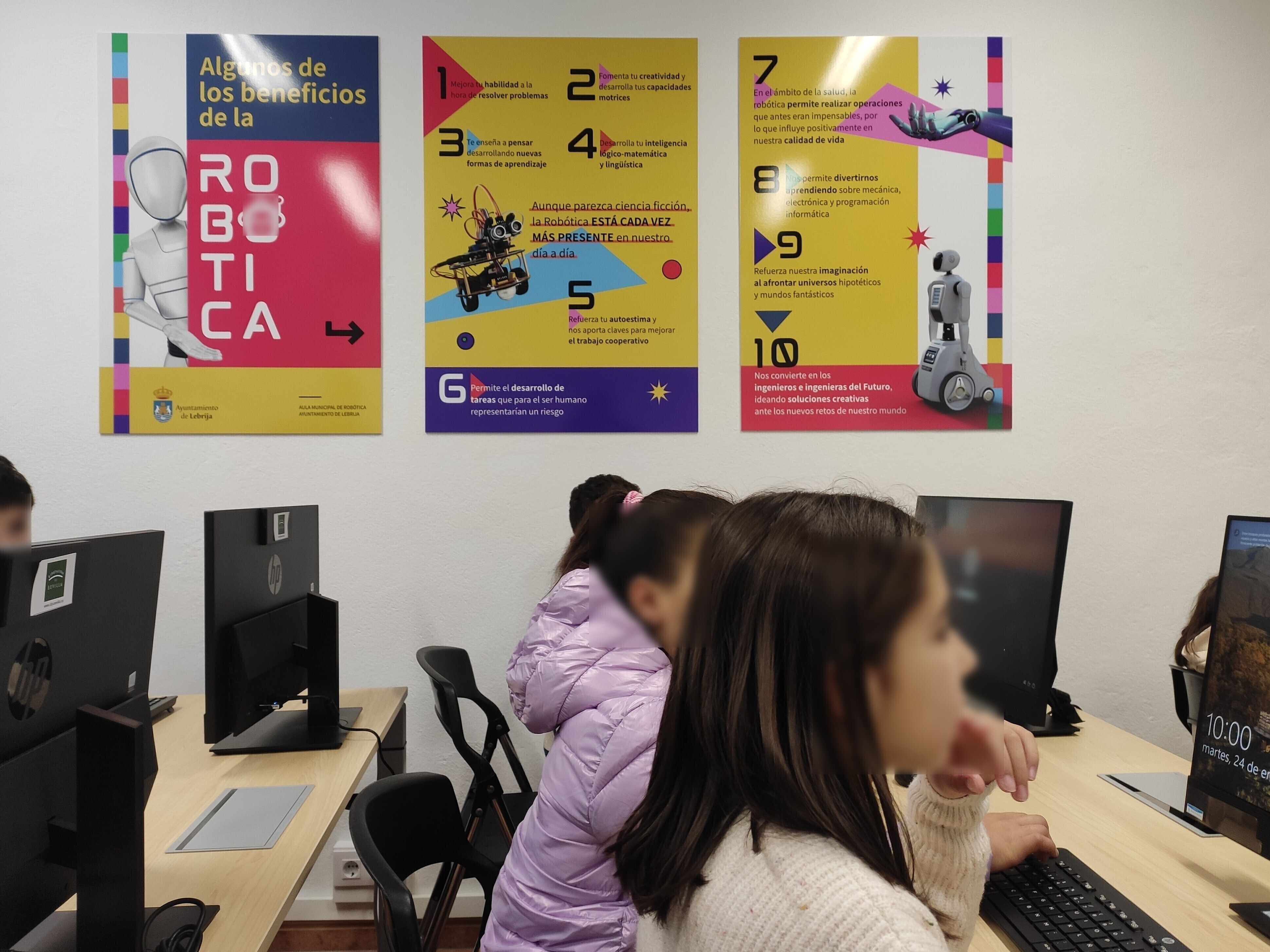 Aula Municipal de Robótica y Programación  (6)