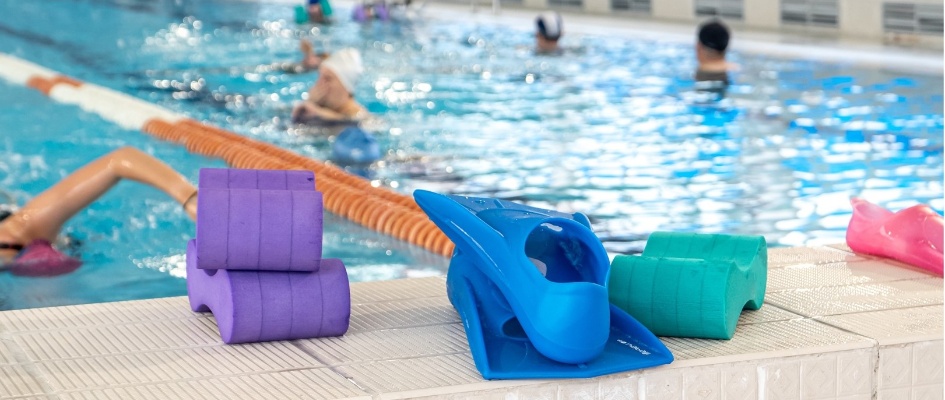 Cartel Piscina cubierta 25-26 portada