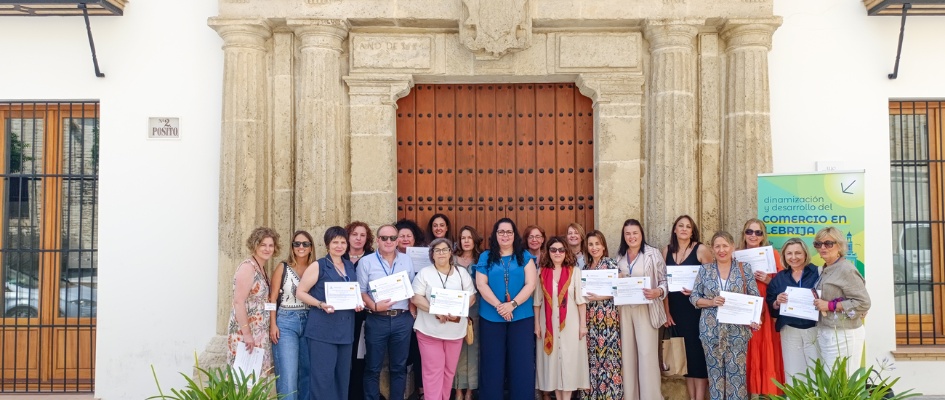 Clausura Programa Empleo y Formación Dinamización Comercio junio 2025 (20)