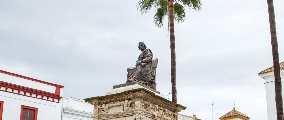 Elio-Antonio-escultura-Plaza-Espana.jpg_137007744