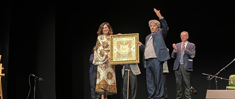 Homenaje a Manuel de Paula