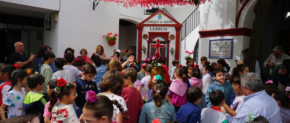 Presentación Menudas Cruces 2025 (2)