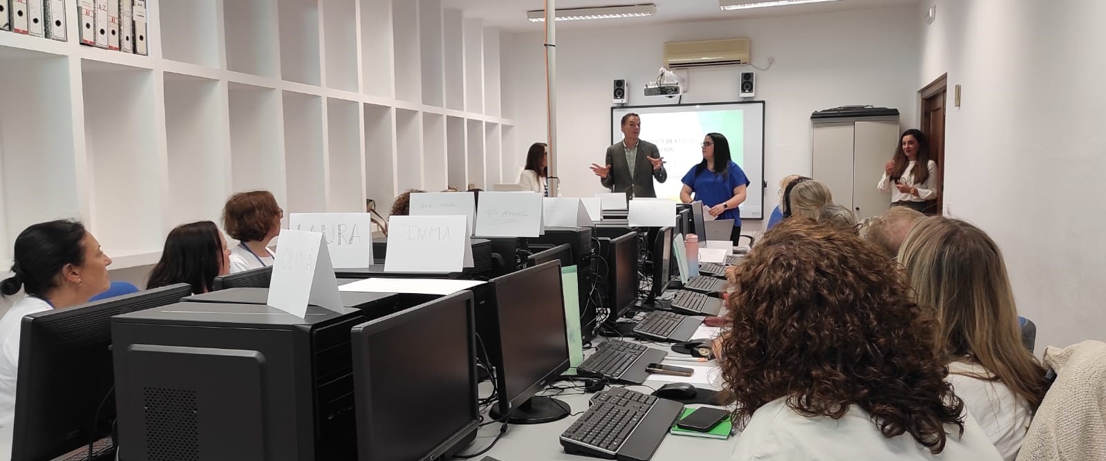 Programa Empleo y Formación DInamización Comercio (2)