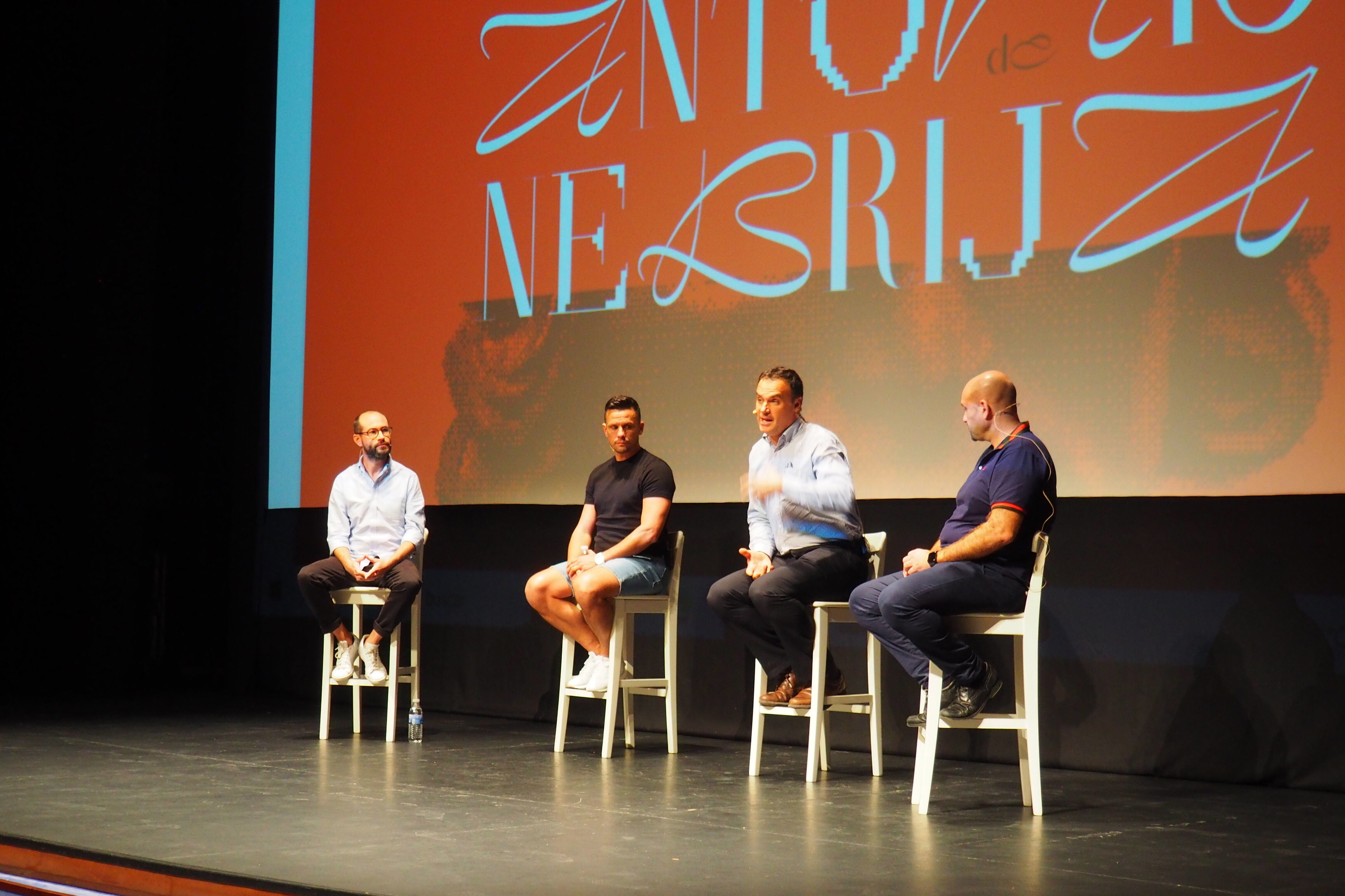 Proyección y coloquio documental Elio  (8)