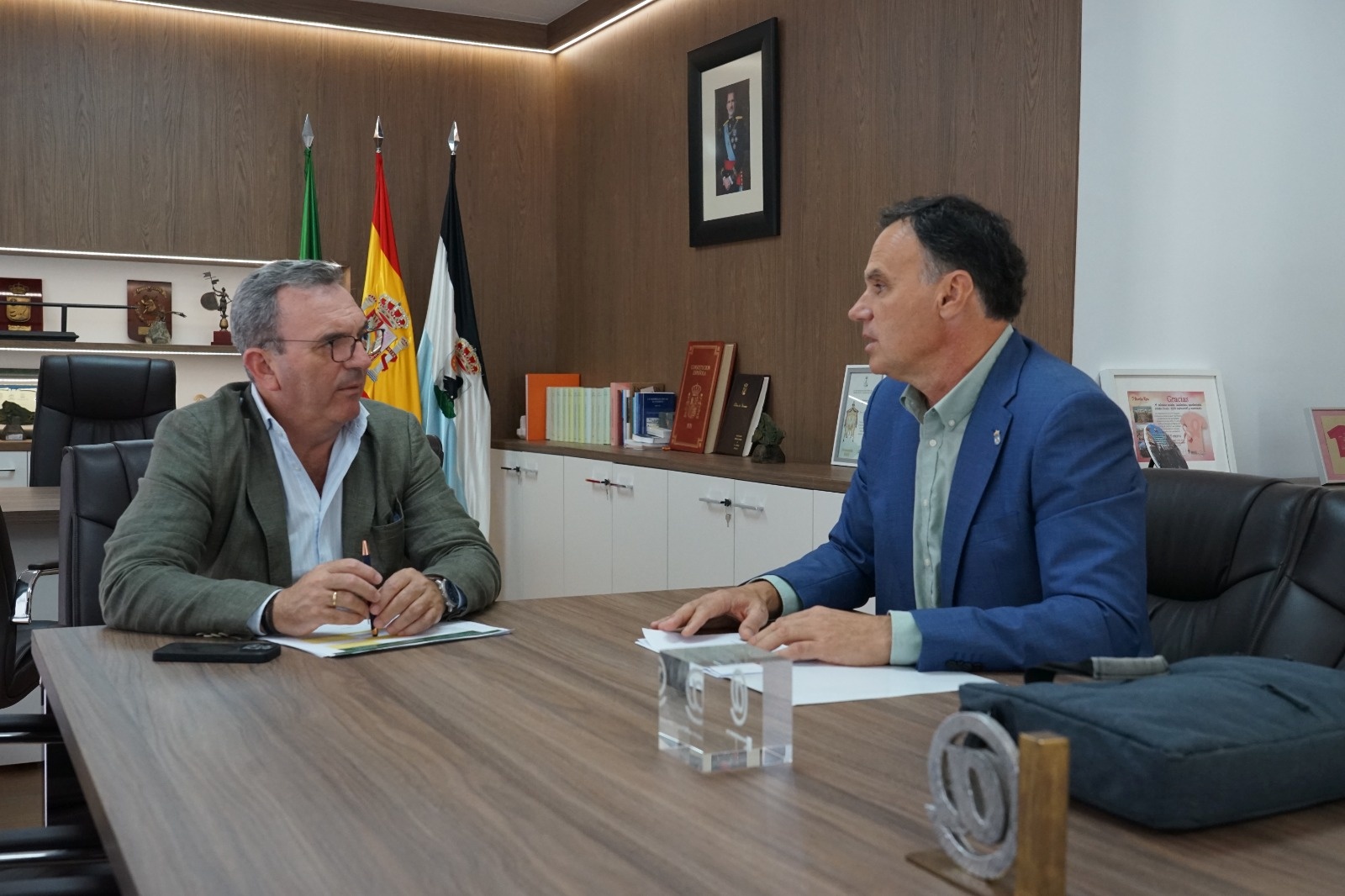 Reunión alcaldes Lebrija y El Cuervo - septiembre 26 (1)