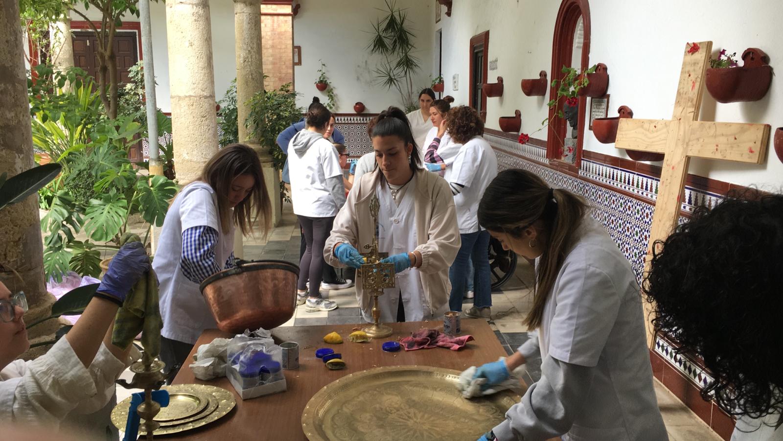 El Servicio de Ayuda a Domicilio celebrará su tradicional Cruz de Mayo en el preámbulo de la Octava de las Cruces de Mayo de Lebrija